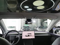 Tesla Model Y Rear-Wheel Drive - ფოტო 18