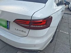 Volkswagen Lavida 1.5L Automatic Five Million Edition - ფოტო 8