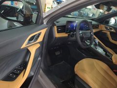 SAIC MG RX5 New Energy 2023 eRX5 Super Hybrid Premium Edition - ფოტო 16