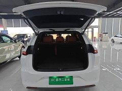Li Auto L6 Pro - ფოტო 19