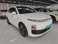 Li Auto L6 Pro - ფოტო 4