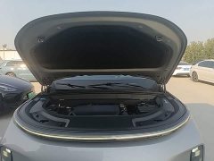 Li Auto Ideal L8 Air - ფოტო 20