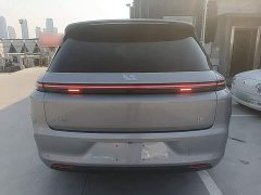 Li Auto Ideal L8 Air - ფოტო 6