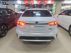 Toyota Corolla Hybrid 1.8H E-CVT Luxury - ფოტო 6