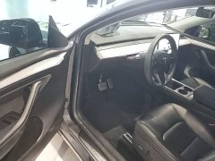 Tesla Model Y Rear-Wheel Drive - ფოტო 16