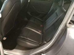 Tesla Model Y Rear-Wheel Drive - ფოტო 17