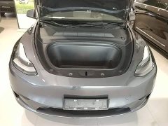 Tesla Model Y Rear-Wheel Drive - ფოტო 20