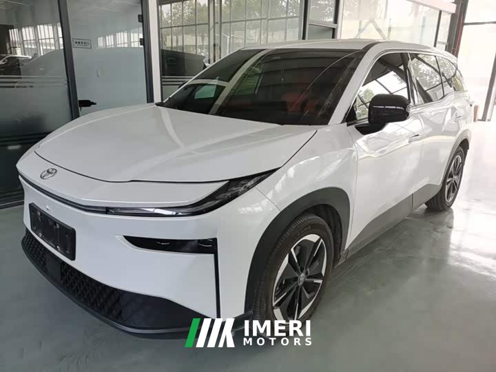 Toyota Platinum Smart 3X 2025 520 Pro - ავტომობილი ჩინეთიდან
