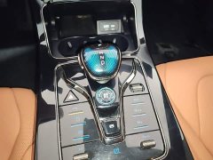 BYD Han DM-i 121KM Honor Edition - ფოტო 14