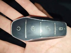 BYD Han DM-i 121KM Honor Edition - ფოტო 9
