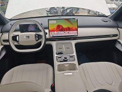 Geely Galaxy Starship 7 120km Voyage Edition - ფოტო 10