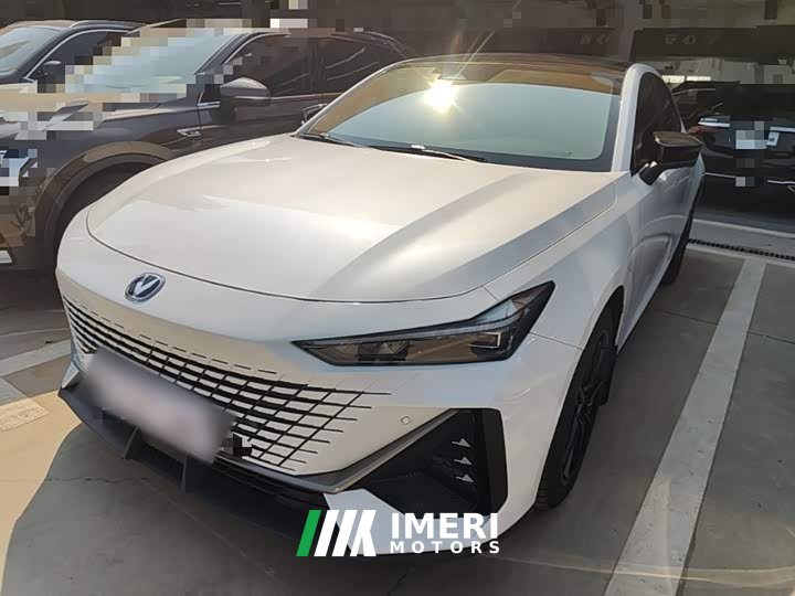 Changan UNI-V 2024 1.5T High-Performance Edition - ავტომობილი ჩინეთიდან