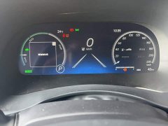 Toyota Crown Venza 2023 2.5L HEV AWD Luxury - ფოტო 6