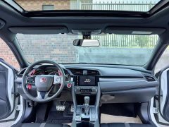 Honda Civic Hatchback 220 Turbo CVT Trendy Control - ფოტო 14