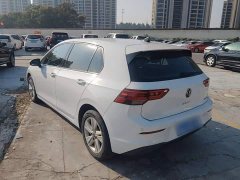 Volkswagen Golf 2021 200TSI DSG - ფოტო 5