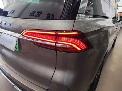 SAIC Rong Wei iMAX8 New Energy 2025 1.5T DMH Land Respect Luxury Edition - ფოტო 8