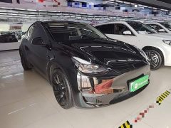 Tesla Model Y Standard Range RWD - ფოტო 4