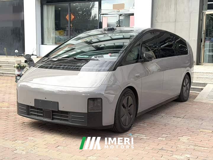 Li Auto Li Xiang MEGA Ultra - ავტომობილი ჩინეთიდან