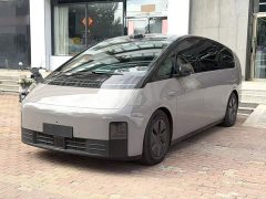 Li Auto Li Xiang MEGA Ultra - ფოტო 1