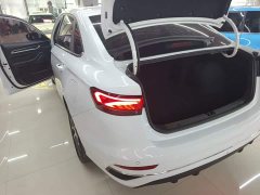 Geely Emgrand 2022 4th Generation 1.5L CVT Luxury - ფოტო 5