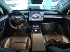Tesla Model Y Rear-Wheel Drive - ფოტო 10