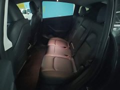 Tesla Model Y Rear-Wheel Drive - ფოტო 17