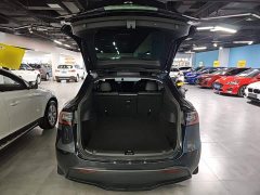 Tesla Model Y Rear-Wheel Drive - ფოტო 19