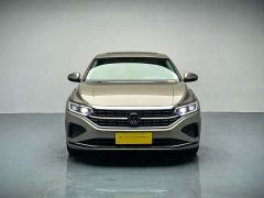 Volkswagen Passat 330TSI Luxury - ფოტო 2