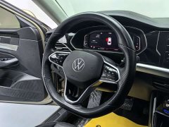 Volkswagen Passat 330TSI Luxury - ფოტო 8