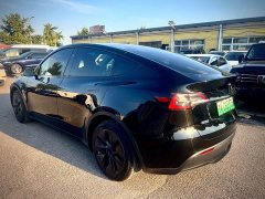 Tesla Model Y Rear-Wheel Drive - ფოტო 7