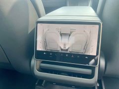 Tesla Model Y Rear-Wheel Drive - ფოტო 15
