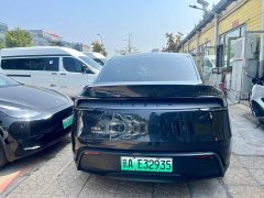 Tesla Model Y Rear-Wheel Drive - ფოტო 6