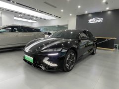 BYD Dolphin 2022 550km Standard Range RWD Luxury - ფოტო 1