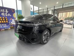 BYD Dolphin 2022 550km Standard Range RWD Luxury - ფოტო 15