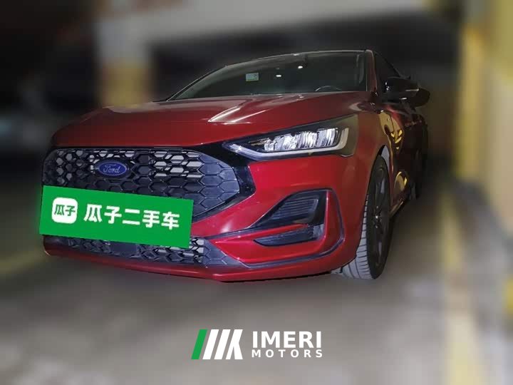 Ford Focus Hatchback EcoBoost 180 Automatic ST Line - ავტომობილი ჩინეთიდან