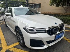 BMW 5 Series 525Li M Sport Package - ფოტო 2
