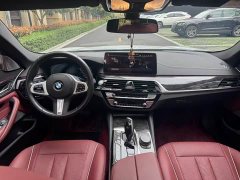 BMW 5 Series 525Li M Sport Package - ფოტო 6