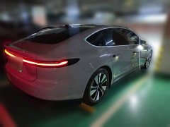 NIO ET7 75kWh - ფოტო 3