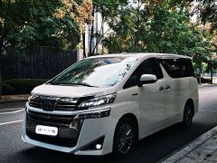 Toyota Vellfire Crown Hybrid 2.5L HV Luxury Edition - ფოტო 1