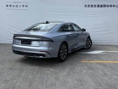 Lincoln Z 2.0T Premier - ფოტო 4