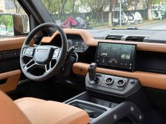 Land Rover Defender 2024 110 5.0T V8 - ფოტო 11