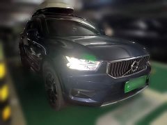 Volvo XC40 T4 AWD Smart Remote Luxury Edition - ფოტო 3