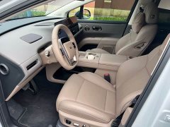 Li Auto i8 2025 Standard Edition - ფოტო 4