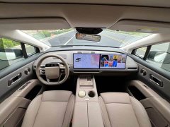 Li Auto i8 2025 Standard Edition - ფოტო 6