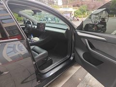 Tesla Model Y Long Range All-Wheel Drive - ფოტო 19
