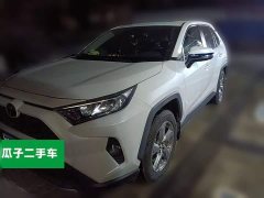 Toyota RAV4 2.0L CVT FWD Style Edition - ფოტო 1