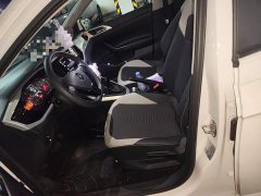 Volkswagen Polo Plus 1.5L Automatic Colorful Tech Edition - ფოტო 16
