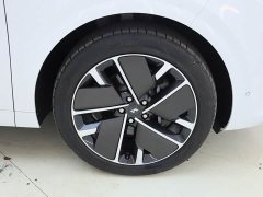 Li Auto L6 Max Smart Refresh Edition - ფოტო 19