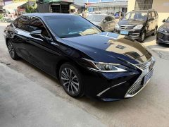 Lexus ES 2023 200 Luxury - ფოტო 10