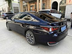 Lexus ES 2023 200 Luxury - ფოტო 8